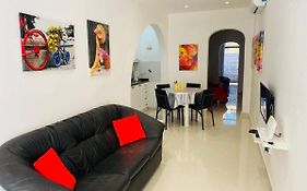 Marsalforn centre maisonette